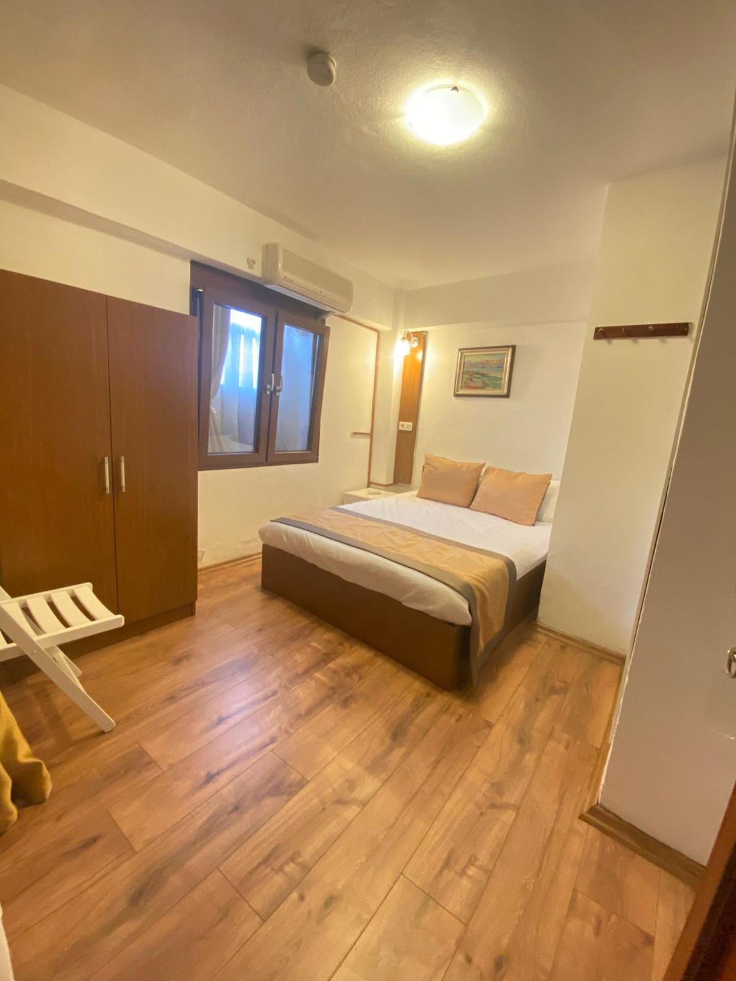 Konak Hotel Kaleiçi Antalya Bagian luar foto