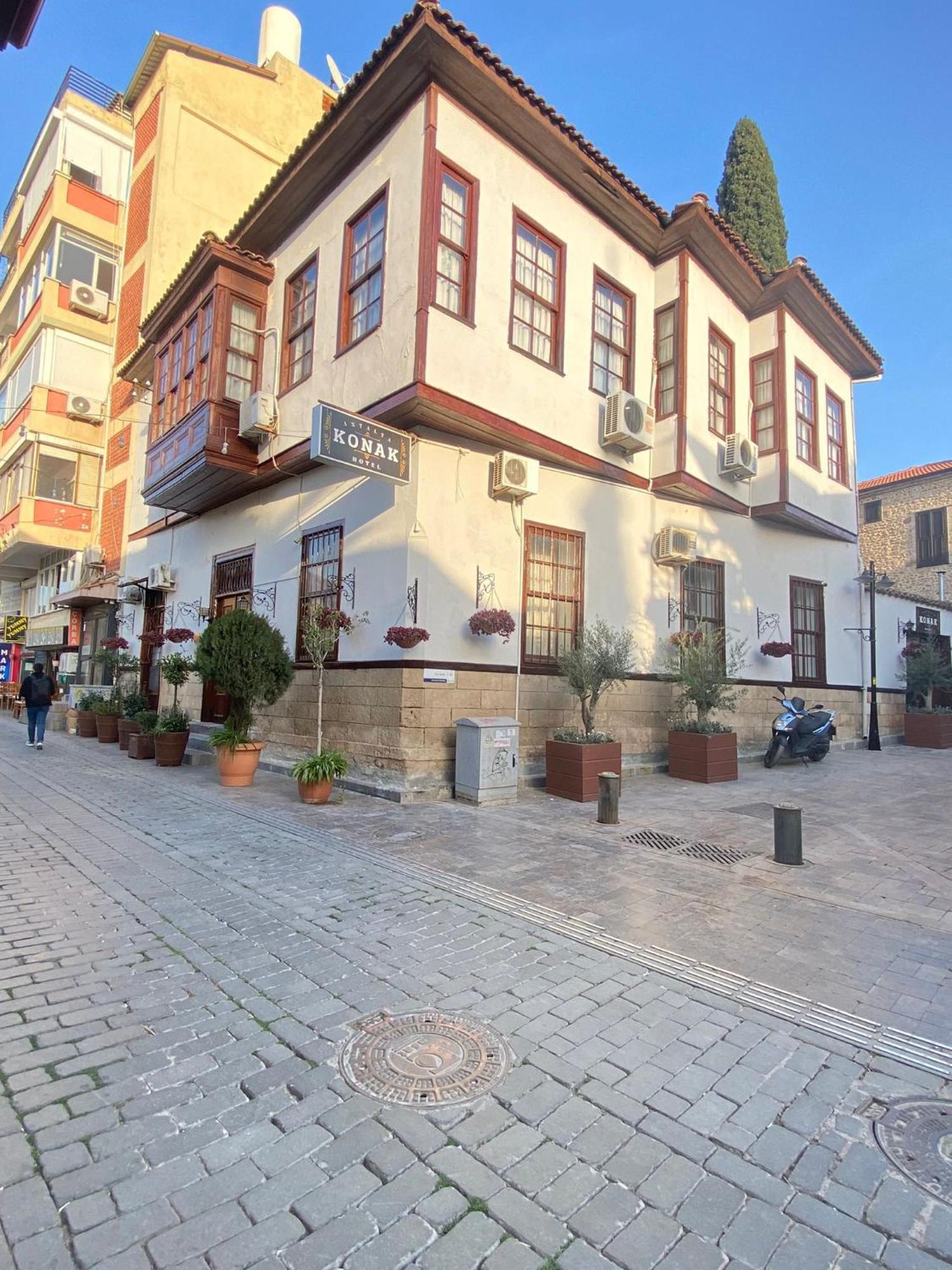 Konak Hotel Kaleiçi Antalya Bagian luar foto