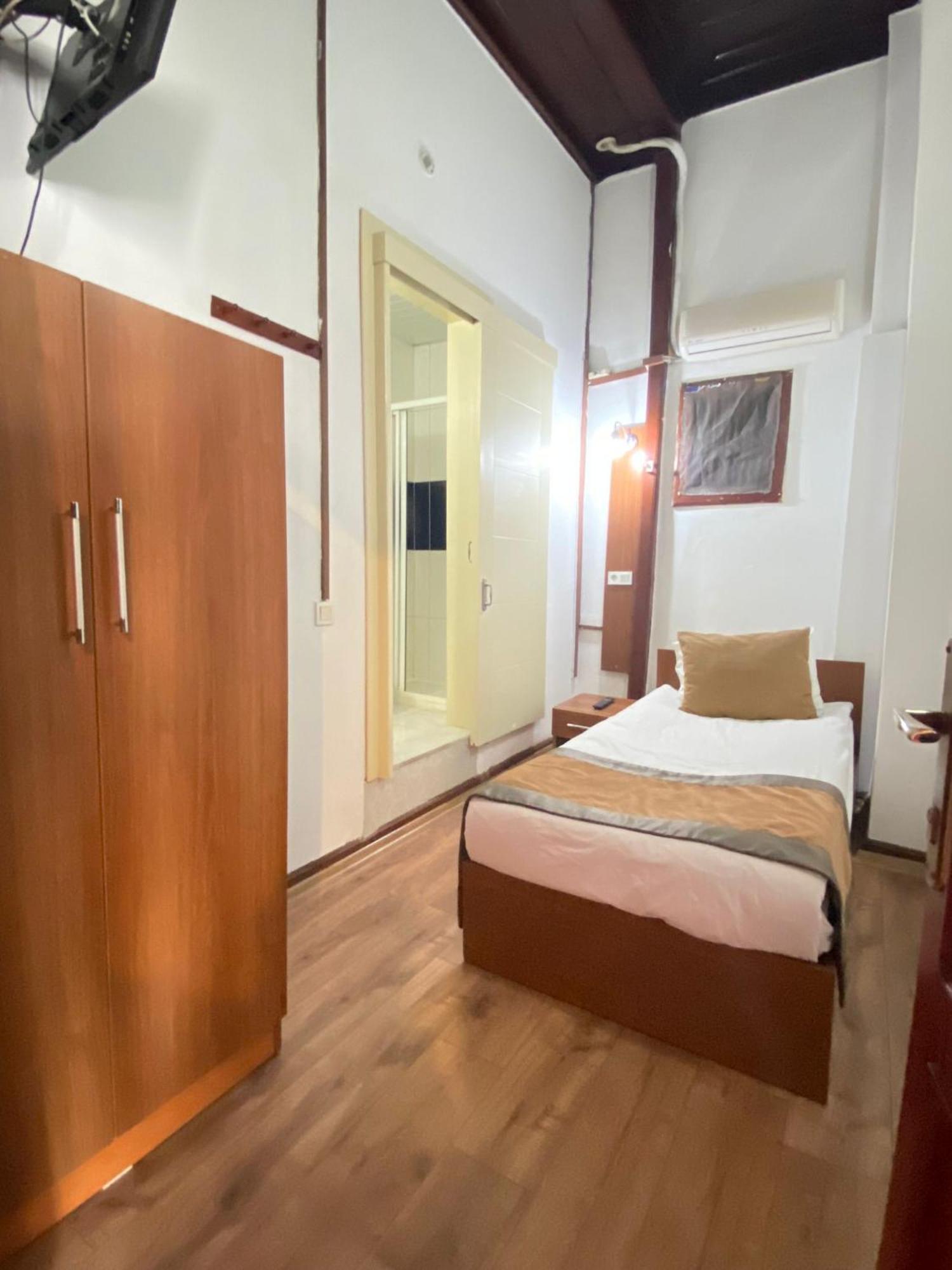 Konak Hotel Kaleiçi Antalya Bagian luar foto